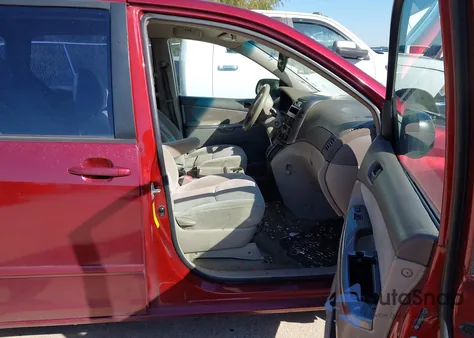 2010 Toyota Sienna Ce из США, поврежденный, VIN 5TDKK4CC2AS339129